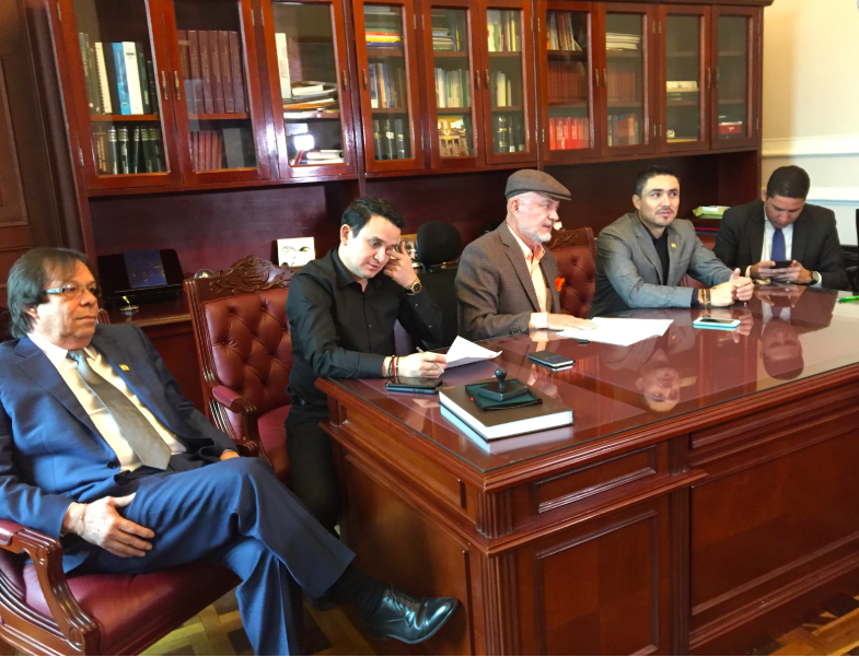 Radicado proyecto que crea el programa nacional de becas por Cambio Radical 8