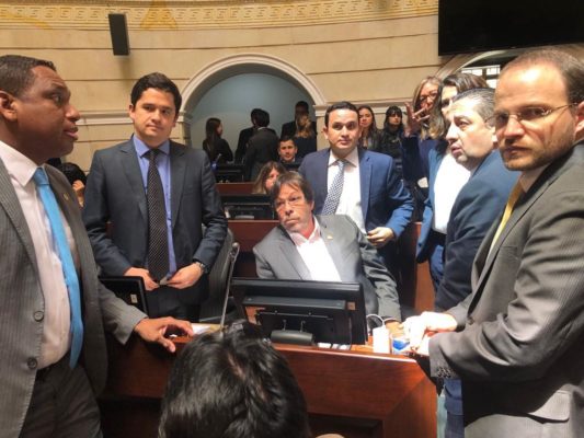 Bancada de Cambio Radical impulsa proyecto de ley para que parques y espacios públicos estén libres de drogas y alcohol 1 Bancada de Cambio Radical impulsa proyecto de ley para que parques y espacios públicos estén libres de drogas y alcohol 2