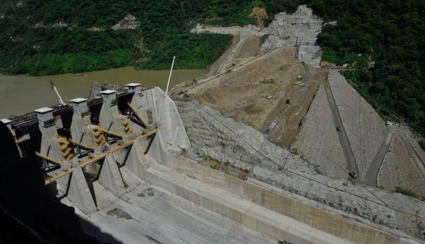 Exceso de confianza y disminución en el costo de energía son los principales errores de Hidroituango para Lorduy 18