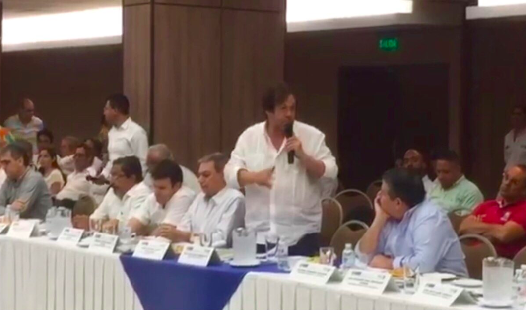 Lorduy interviene en foro por la defensa de la vía Ciénaga- Barranquilla 3