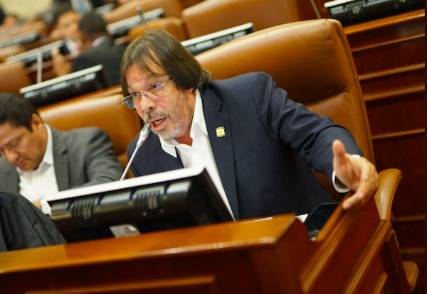 Cesar Lorduy logró que se aprobara obligación de pagar a los 60 días para el Estado 4