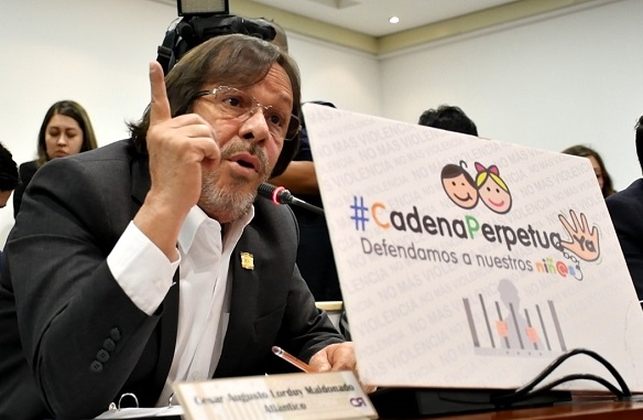 Seguiremos insistiendo en la prisión perpetua para violadores y asesinos de niñas y niños: Lorduy 2