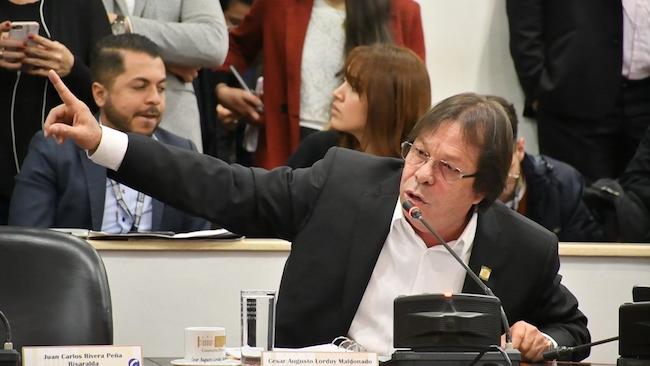 Como congresistas debemos enfocarnos en asumir las responsabilidades por las que fuimos elegidos: Cesar Lorduy 3