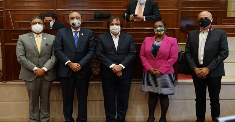 Representantes al momento de la radicación del proyecto de alumbrado público