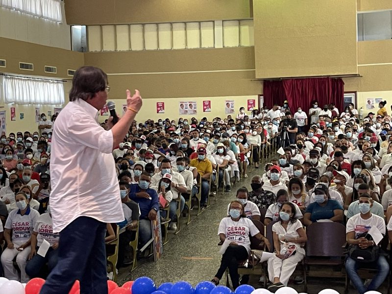 Magnífico evento para respaldar candidatura al senado de César Lorduy 3 Magnífico evento para respaldar candidatura al senado de César Lorduy 4