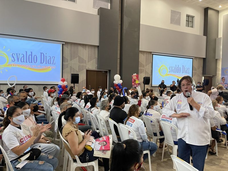 Apoteósico respaldo a candidatura al Senado de Cesar Lorduy 8