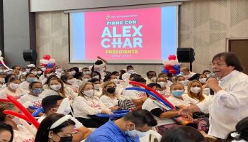 Cesar Lorduy en reunión organizada por Osvaldo Díaz